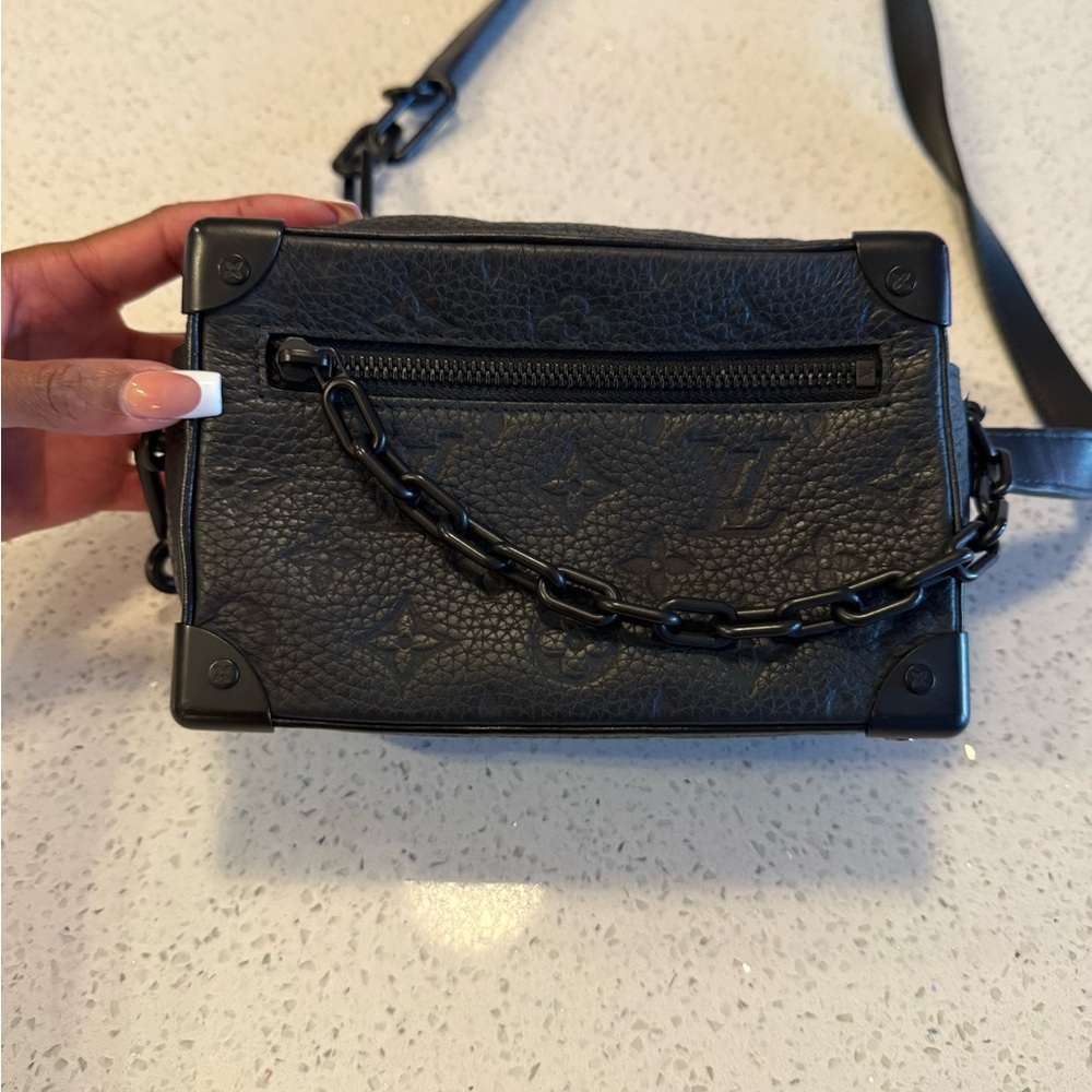 Louis Vuitton Black Crossbody Bag with Chain